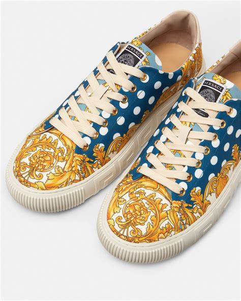 versace sportschoenen|versace sea greca sneakers.